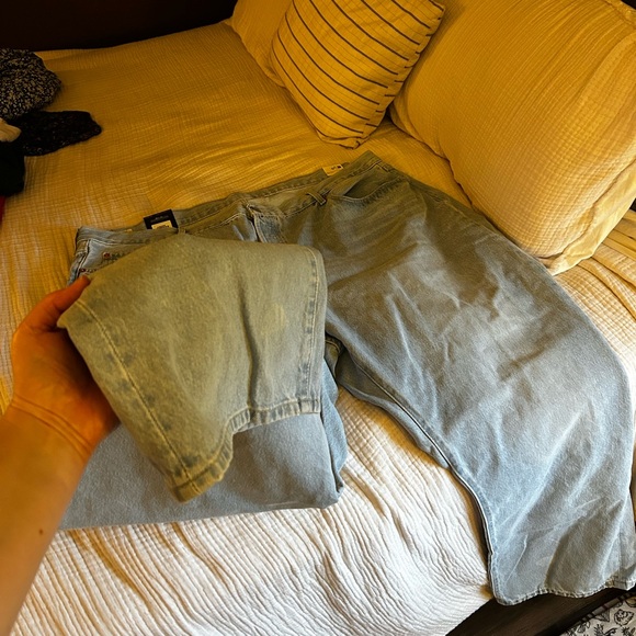 Levi’s 501 90’s Light Wash Denim - Picture 7 of 8